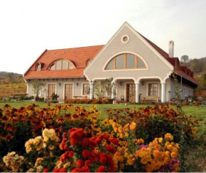 Koczor Winery & Guesthouse